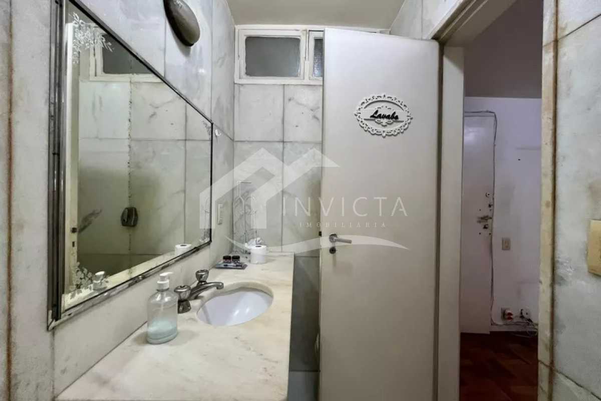 Conheça Banheiro social 1 do imóvel - Quadrilátero: Excelente oportunidade de 3 quartos com vaga a 2 minutinhos da Praia de Ipanema - IPAP30328 - 5 Banheiro social 1 - 5