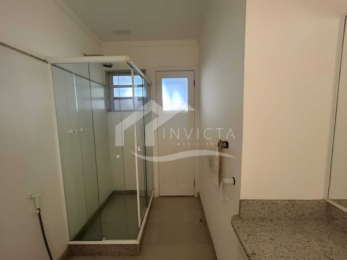 Ótima localização - Quadrilátero do Charme, 2ª quadra da praia: Apartamento 4 quartos (150m²) com vaga - IPAP40091