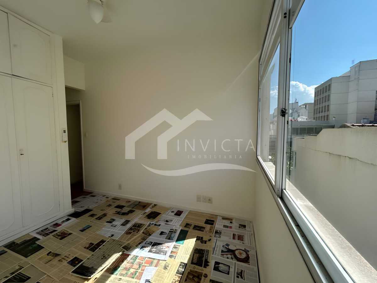 Ótima localização - Quadrilátero do Charme, 2ª quadra da praia: Apartamento 4 quartos (150m²) com vaga - IPAP40091
