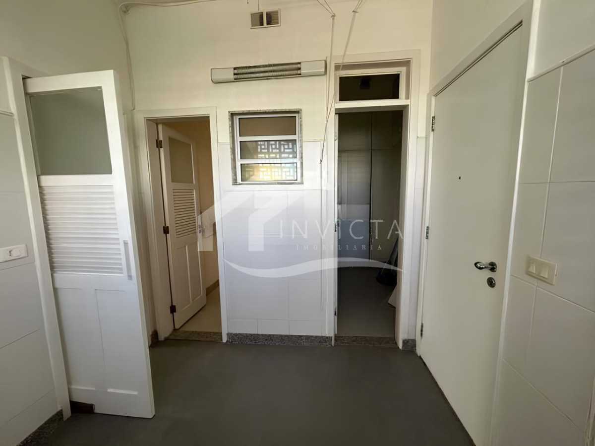 Ótima localização - Quadrilátero do Charme, 2ª quadra da praia: Apartamento 4 quartos (150m²) com vaga - IPAP40091
