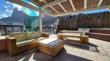 Imperdível - COBERTURA DUPLEX REFORMADA | VISTA FRONTAL PARA O CRISTO | ÁREA GOURMET + PISCINA | CONDOMÍNIO COMPLETO - BTCO30015