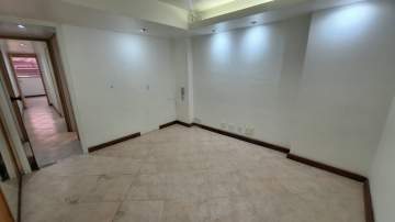 Ótima localização - MARAVILHOSA SALA COMERCIAL A VENDA COM DUAS VAGAS DE GARAGEM NA ESCRITURA!!! - FCSL20004