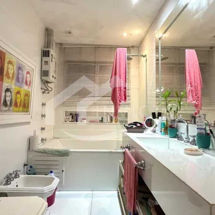 Conheça original894989397-205.52572651 do imóvel - MARAVILHOSA CASA DE 600 M², 6 QUARTOS E 2 VAGAS - FCCA60003 - 16 original894989397-205.52572651 - 16