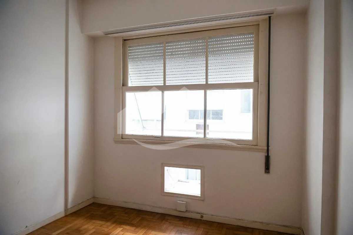 Conheça WhatsApp Image 2026-06-25 at 2 do imóvel - Apartamento de 3 Quartos na Av. Atlântica - Conforto e Localização Premium - IPAP30360 - 19 WhatsApp Image 2026-06-25 at 2 - 19