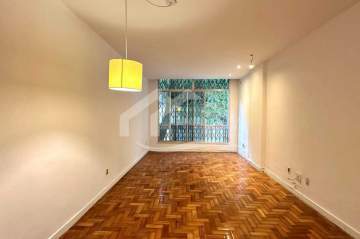Imperdível - Este apartamento oferece uma excelente combinação de conforto e conveniência, com 2 quartos e 2 banheiros. Localizado em uma área vibrante, você terá fácil acesso a várias opções de transporte e lazer - BTAP20218
