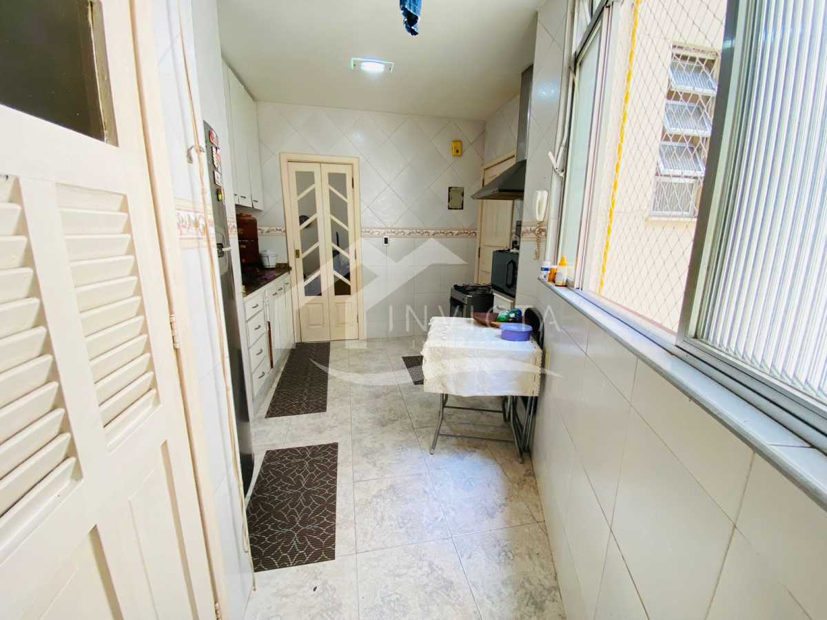 Conheça Área de serviço do imóvel - MARAVILHOSO APARTAMENTO DE TRÊS QUARTOS COM VAGA - FCAP30720 - 25 Área de serviço - 25