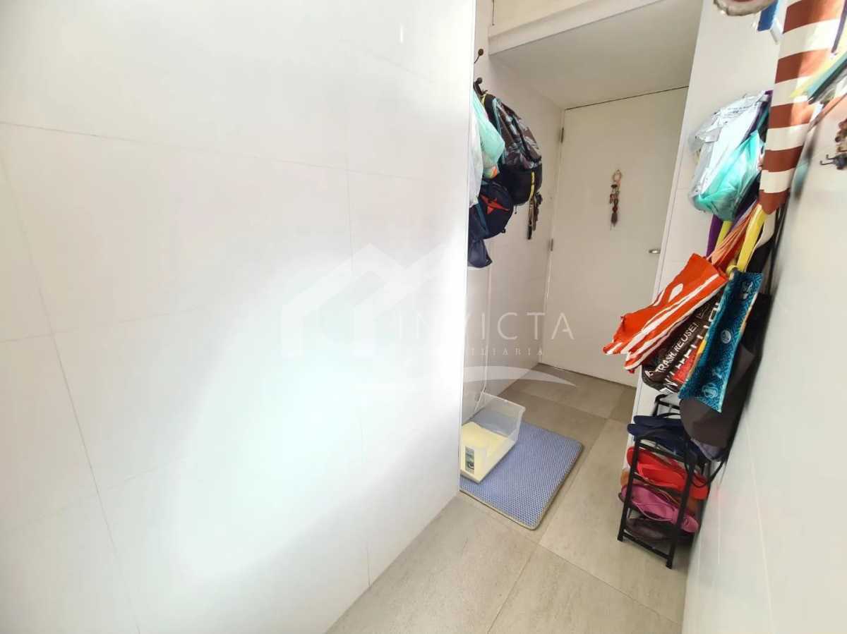Conheça 28ac21e5-2405-4345-9c93-699987 do imóvel - 126 m² em Copacabana com Vaga na Escritura - Excelente Localização na Av. Nossa Senhora de Copacabana - FCAP32095 - 30 28ac21e5-2405-4345-9c93-699987 - 30