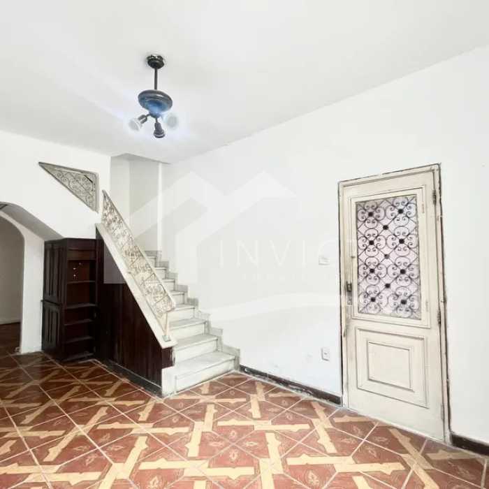 Conheça WhatsApp Image 2026-08-20 at 1 do imóvel - Casa de Vila : Triplex / Residencial / Botafogo - BTCV40003 - 28 WhatsApp Image 2026-08-20 at 1 - 28