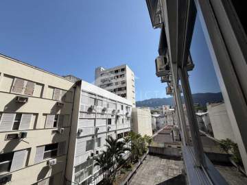 Oportunidade - OPORTUNIDADE A APENAS 3 QUADRAS DO POSTO 12 - BTAP10172