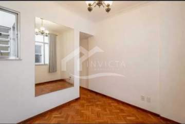 Imperdível - Quarto e Sala no Leblon com Dependência Completa e Vaga - FCAP12145