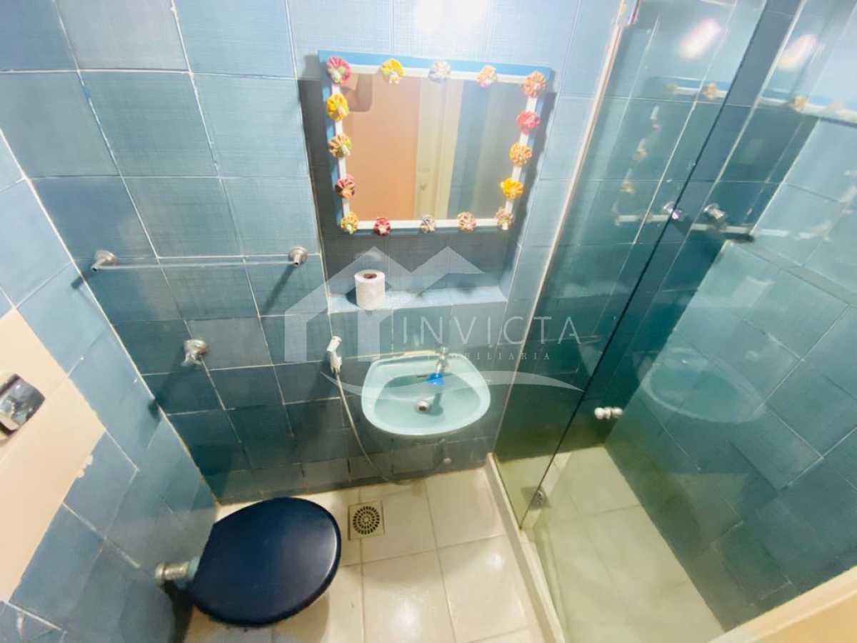 Conheça Banheiro social 1 do imóvel - MARAVILHOSO TRÊS QUARTOS NO CORAÇÃO DE COPACABANA!!! - FCAP30768 - 13 Banheiro social 1 - 13