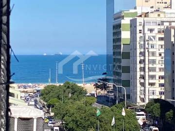 Imperdível - MARAVILHOSO CONJUGADO TODO REFORMADO NA BEIRA DA PRAIA! - FCKI10225