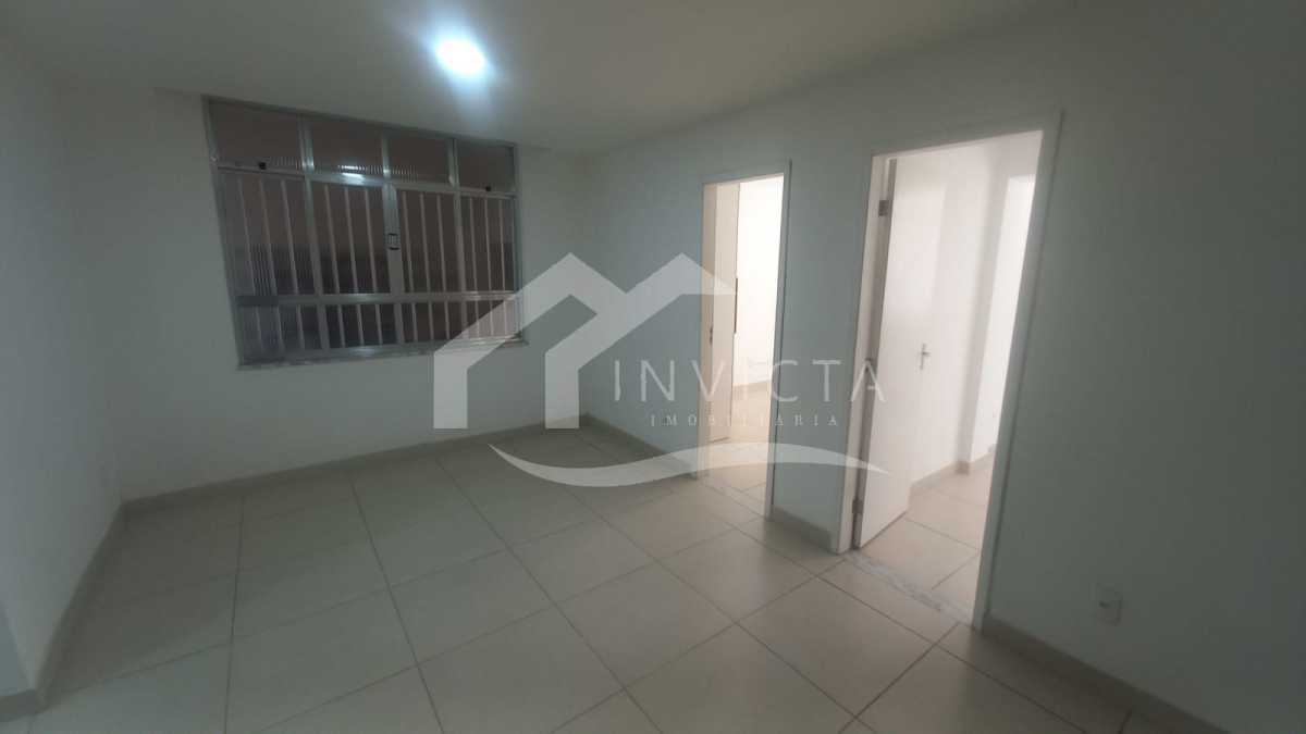 Conheça WhatsApp Image 2026-08-29 at 1 do imóvel - APARTAMENTO DE 2 QUARTOS REFORMADO EM LARANJEIRAS, PRÓXIMO AO PALÁCIO GUANABARA E AO CAMPO DO FLUMINENSE!!! - FCAP21822 - 4 WhatsApp Image 2026-08-29 at 1 - 4