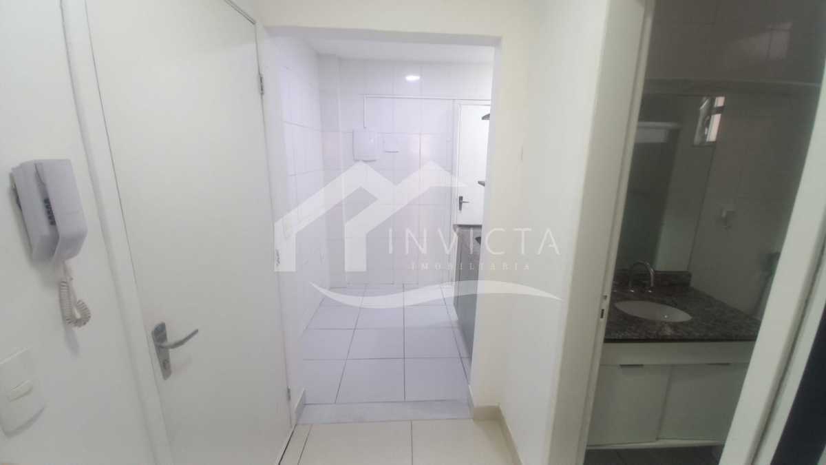 Conheça WhatsApp Image 2026-08-29 at 1 do imóvel - APARTAMENTO DE 2 QUARTOS REFORMADO EM LARANJEIRAS, PRÓXIMO AO PALÁCIO GUANABARA E AO CAMPO DO FLUMINENSE!!! - FCAP21822 - 12 WhatsApp Image 2026-08-29 at 1 - 12