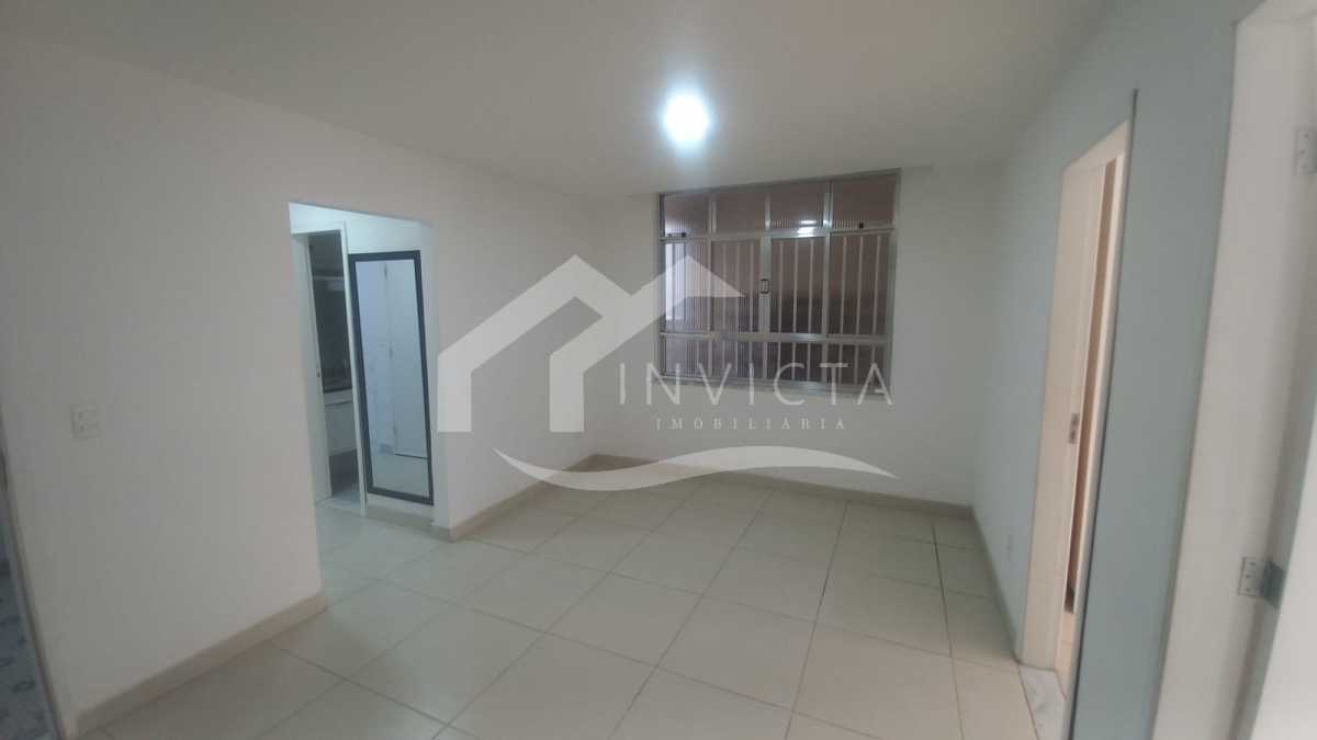 Conheça WhatsApp Image 2026-08-29 at 1 do imóvel - APARTAMENTO DE 2 QUARTOS REFORMADO EM LARANJEIRAS, PRÓXIMO AO PALÁCIO GUANABARA E AO CAMPO DO FLUMINENSE!!! - FCAP21822 - 25 WhatsApp Image 2026-08-29 at 1 - 25