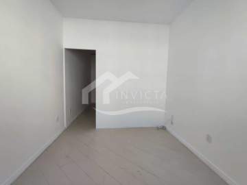 Imperdível - MARAVILHOSA SALA COMERCIAL COM ÓTIMA LOCALIZAÇÃO EM COPACANA !!! - FCSL00033