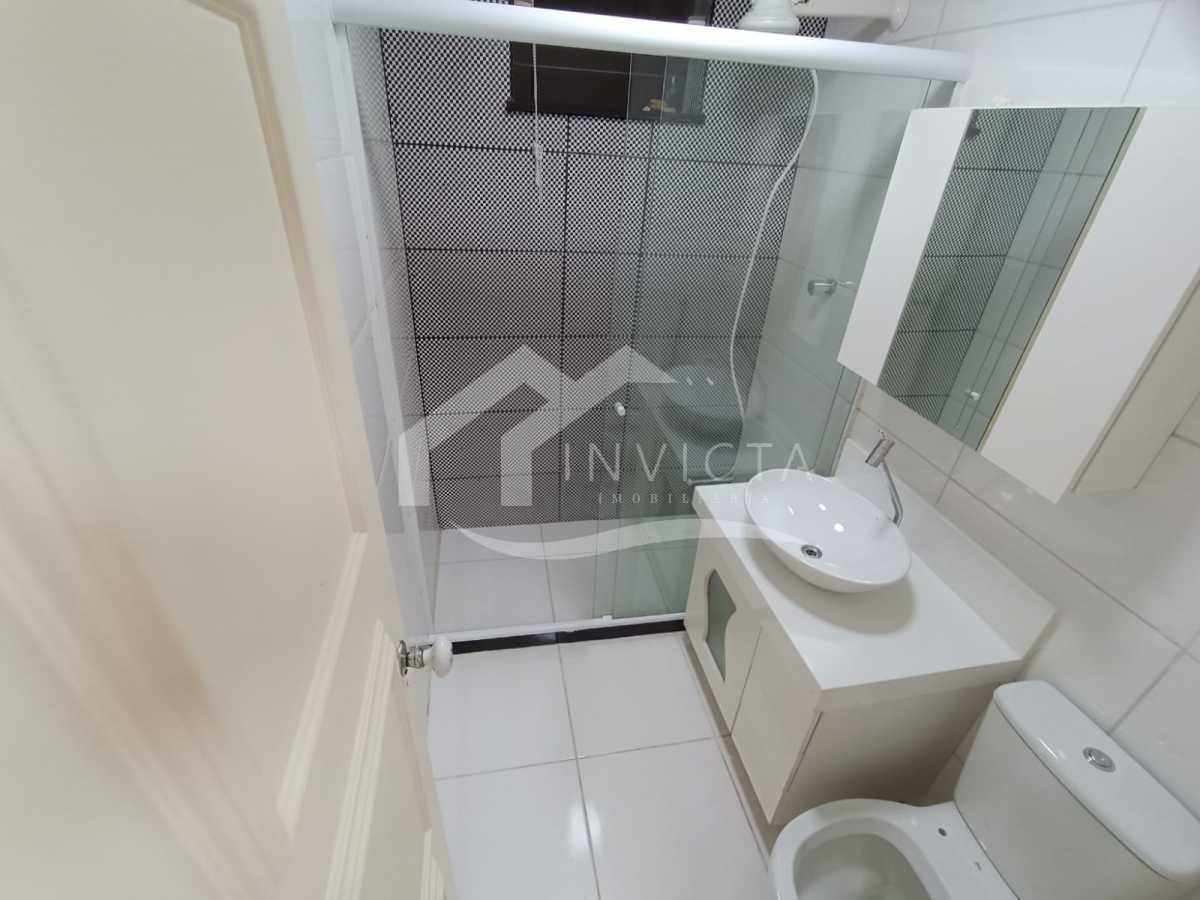 Conheça banheiro de serviço do imóvel - maravilhosa cobertura duplex localizado no coração de Copacabana! - FCAP80001 - 11 banheiro de serviço - 11