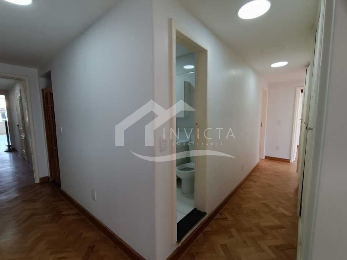 Conheça corredor c/ acesso a sala do imóvel - maravilhosa cobertura duplex localizado no coração de Copacabana! - FCAP80001 - 15 corredor c/ acesso a sala - 15