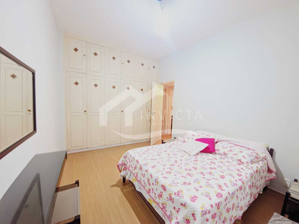 Imperdível - MARAVILHOSO 3 QUARTOS NA QUADRA DA PRAIA EM RUA NOBRE!!! - FCAP30845