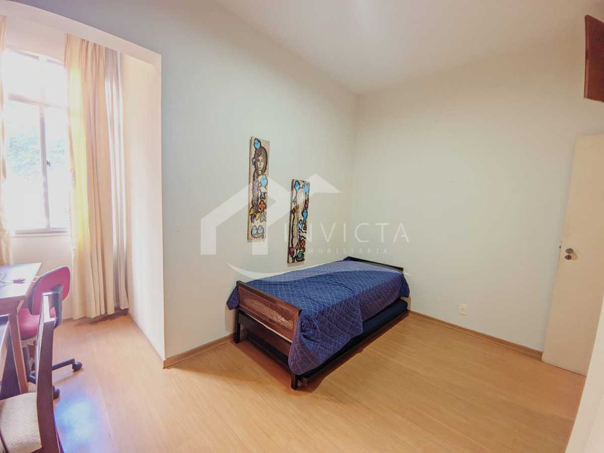 Imperdível - MARAVILHOSO 3 QUARTOS NA QUADRA DA PRAIA EM RUA NOBRE!!! - FCAP30845