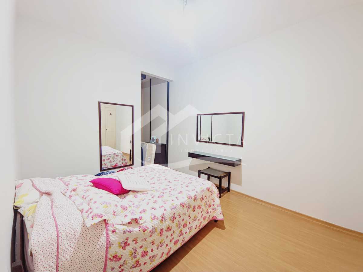 Imperdível - MARAVILHOSO 3 QUARTOS NA QUADRA DA PRAIA EM RUA NOBRE!!! - FCAP30845