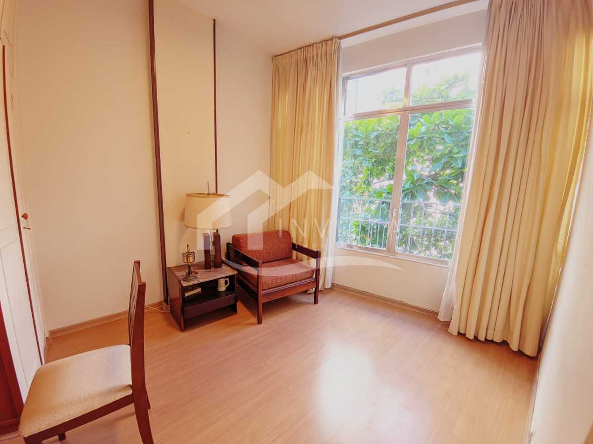 Imperdível - MARAVILHOSO 3 QUARTOS NA QUADRA DA PRAIA EM RUA NOBRE!!! - FCAP30845