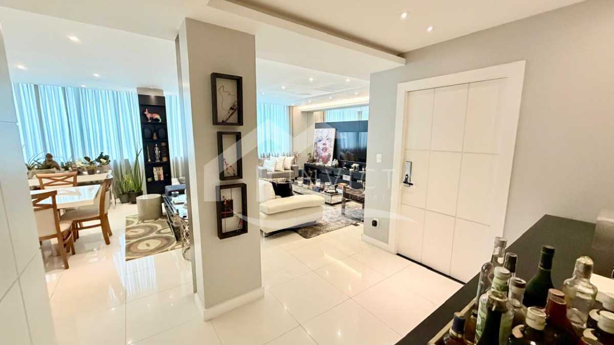 Conheça WhatsApp Image 2026-08-25 at 1 do imóvel - Apartamento de Alto Padrão com 3 Suítes e 215 m² - FCAP30866 - 5 WhatsApp Image 2026-08-25 at 1 - 5