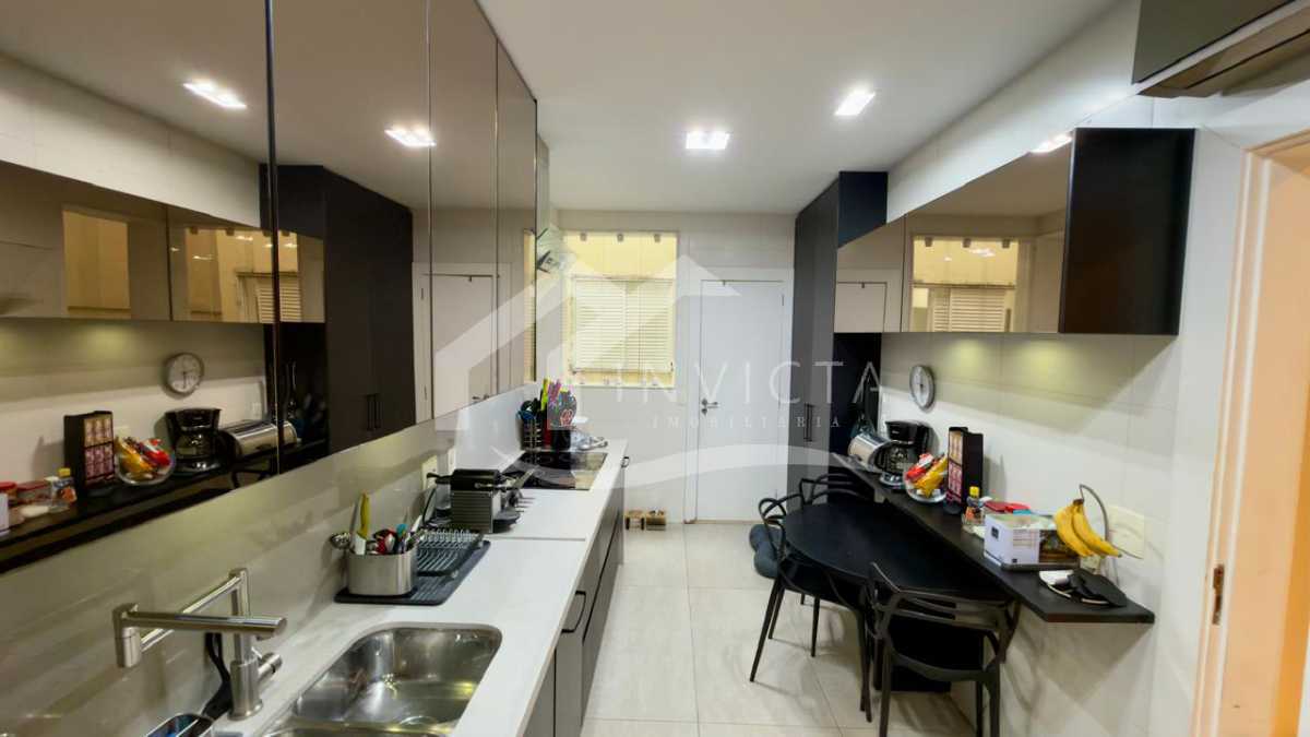 Conheça WhatsApp Image 2026-08-25 at 1 do imóvel - Apartamento de Alto Padrão com 3 Suítes e 215 m² - FCAP30866 - 25 WhatsApp Image 2026-08-25 at 1 - 25