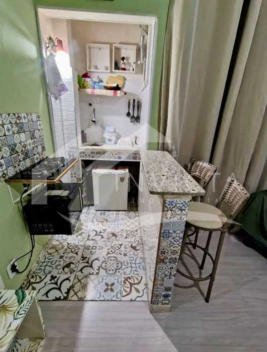 bb5fbf5e-81d7-4195-90ac-defe2c - 27