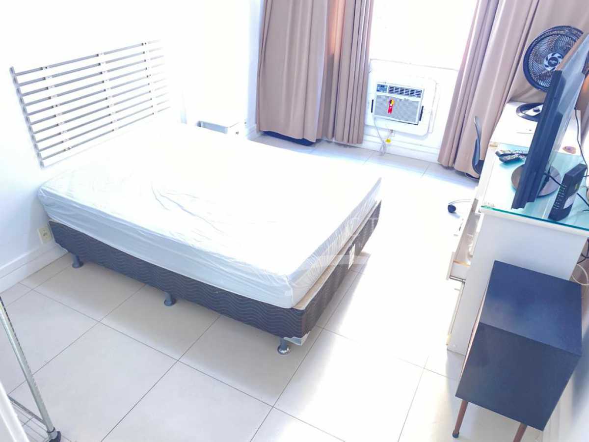 Conheça WhatsApp Image 2023-05-12 at 1 do imóvel - Apartamento à venda Avenida Nossa Senhora de Copacabana, Copacabana, Rio de Janeiro - R$ 550.000 - FCAP11147 - 3 WhatsApp Image 2023-05-12 at 1 - 3