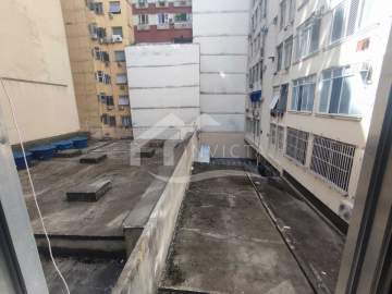 Imperdível - Apartamento à venda Avenida Princesa Isabel, Copacabana, Rio de Janeiro - R$ 400.000 - FCAP11158