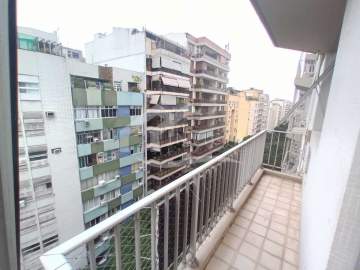 Ótima localização - Ótimo imóvel de 2 quartos com 2 vagas na escritura - FCAP20908