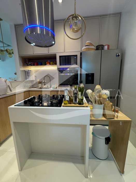 Imperdível - MARAVILHOSO APARTAMENTO MEGA REFORMADO!!! - FCAP21604