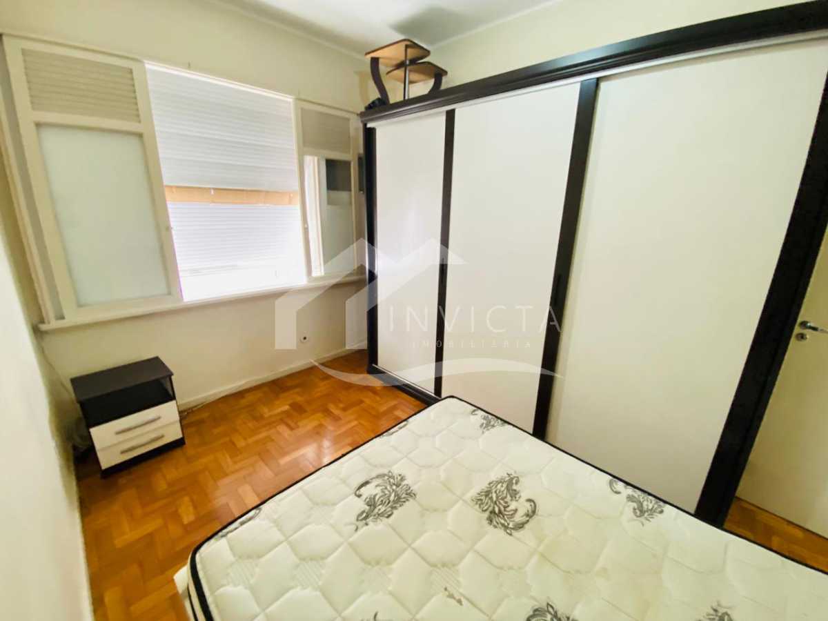 Quarto - 18