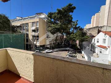 Ótima localização - INCRÍVEL 3 QUARTOS COM VARANDA E VAGA NO BAIRRO PEIXOTO! - PSAP30051