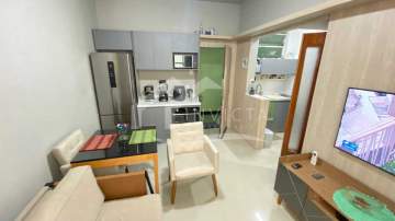 Ótima localização - MARAVILHOSO QUARTO E SALA REFORMADO EM COPACABANA - FCAP11379