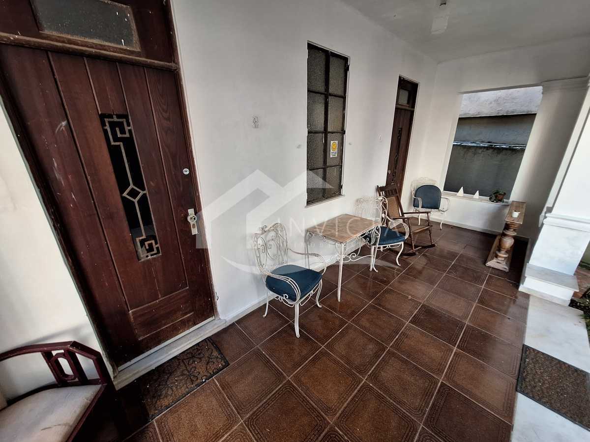Conheça Varanda de Entrada do imóvel - Casa em Copacabana - FCCA50003 - 2 Varanda de Entrada - 2