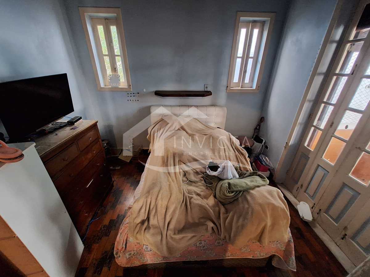 Conheça Quarto com Varanda do imóvel - Casa em Copacabana - FCCA50003 - 24 Quarto com Varanda - 24