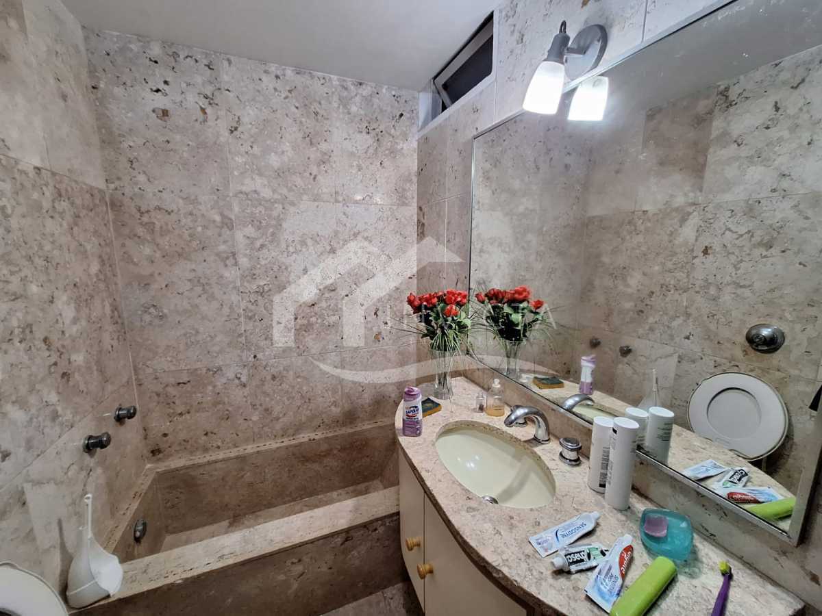 WhatsApp Image 2024-04-11 at 1 - 8