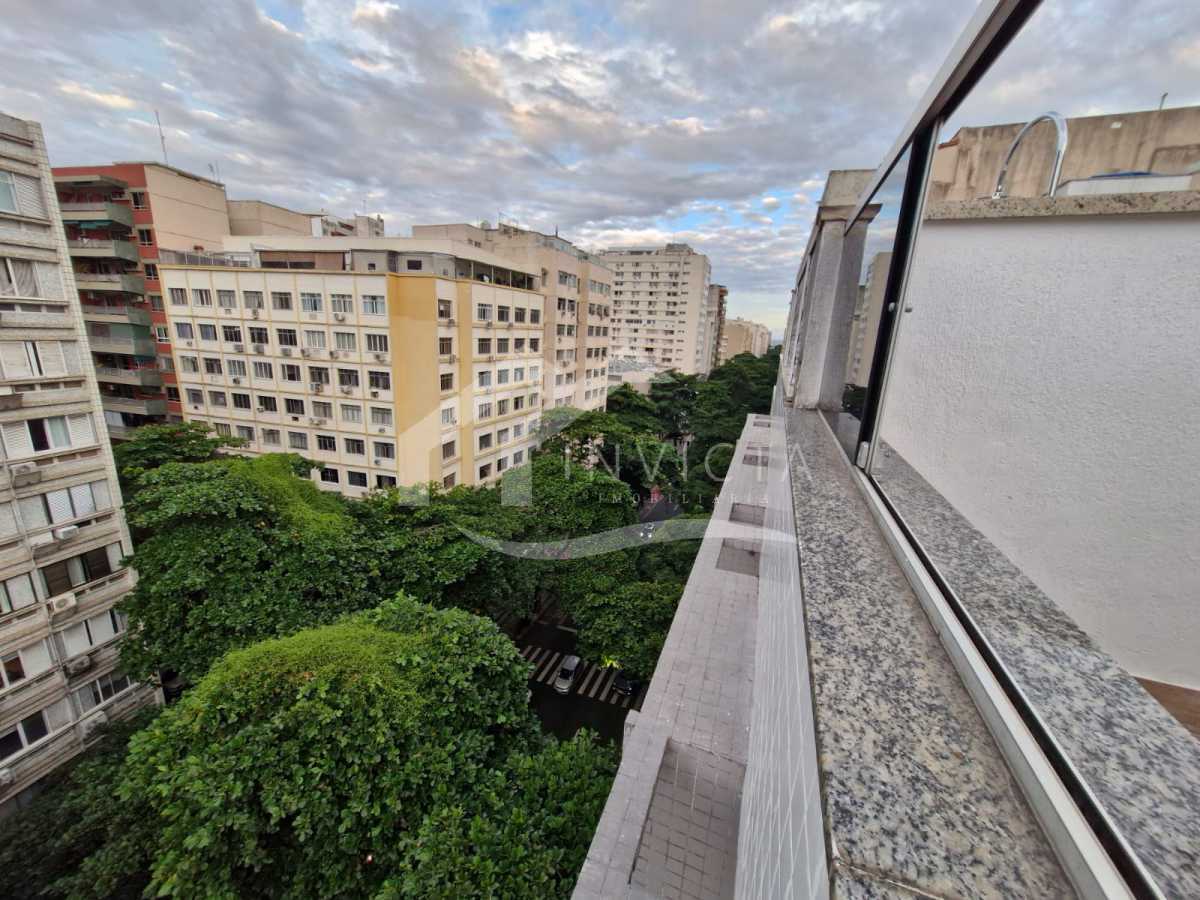 Conheça WhatsApp Image 2025-12-06 at 1 do imóvel - Incrível cobertura reformada em excelente localização - FCCO20033 - 26 WhatsApp Image 2025-12-06 at 1 - 26