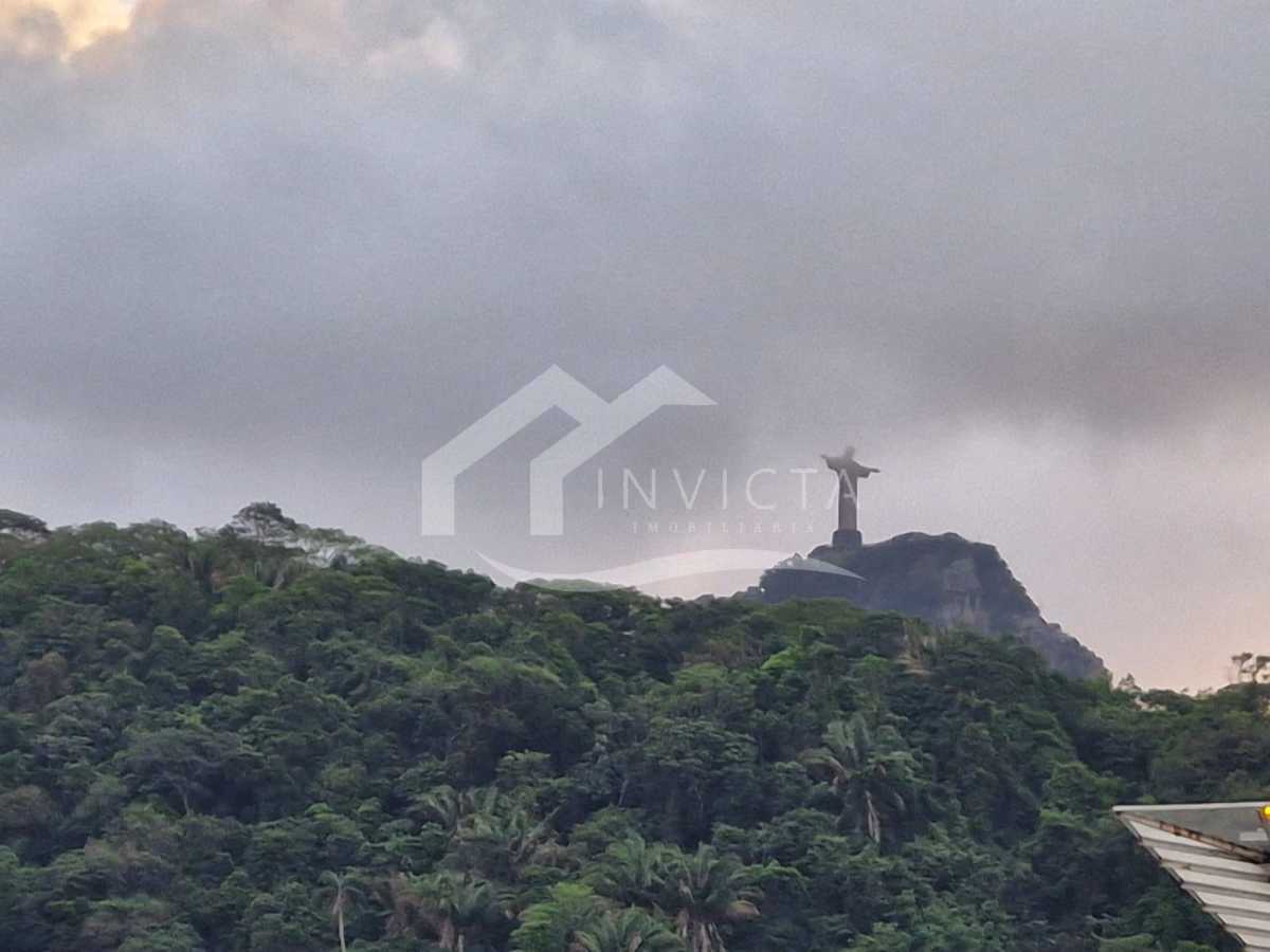 Conheça WhatsApp Image 2025-12-06 at 1 do imóvel - Incrível cobertura reformada em excelente localização - FCCO20033 - 1 WhatsApp Image 2025-12-06 at 1 - 1