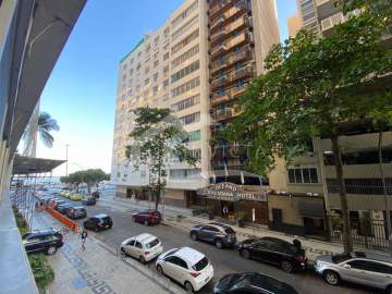 Imperdível - MARAVILHOSO 4 QUARTOS NA QUADRA DA PRAIA - FCAP40188