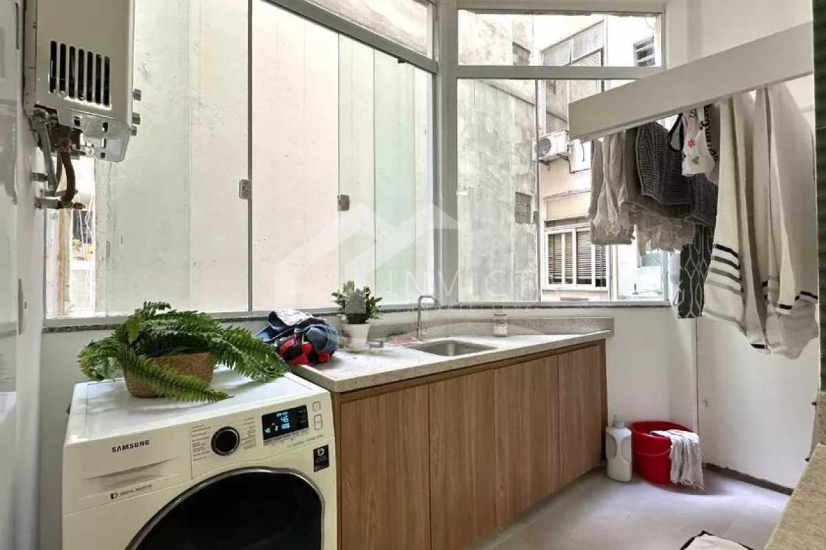 Conheça Área de serviço do imóvel - Reformadíssimo apartamento de 3 quartos, 100m² no Posto 6! - PSAP30134 - 27 Área de serviço - 27