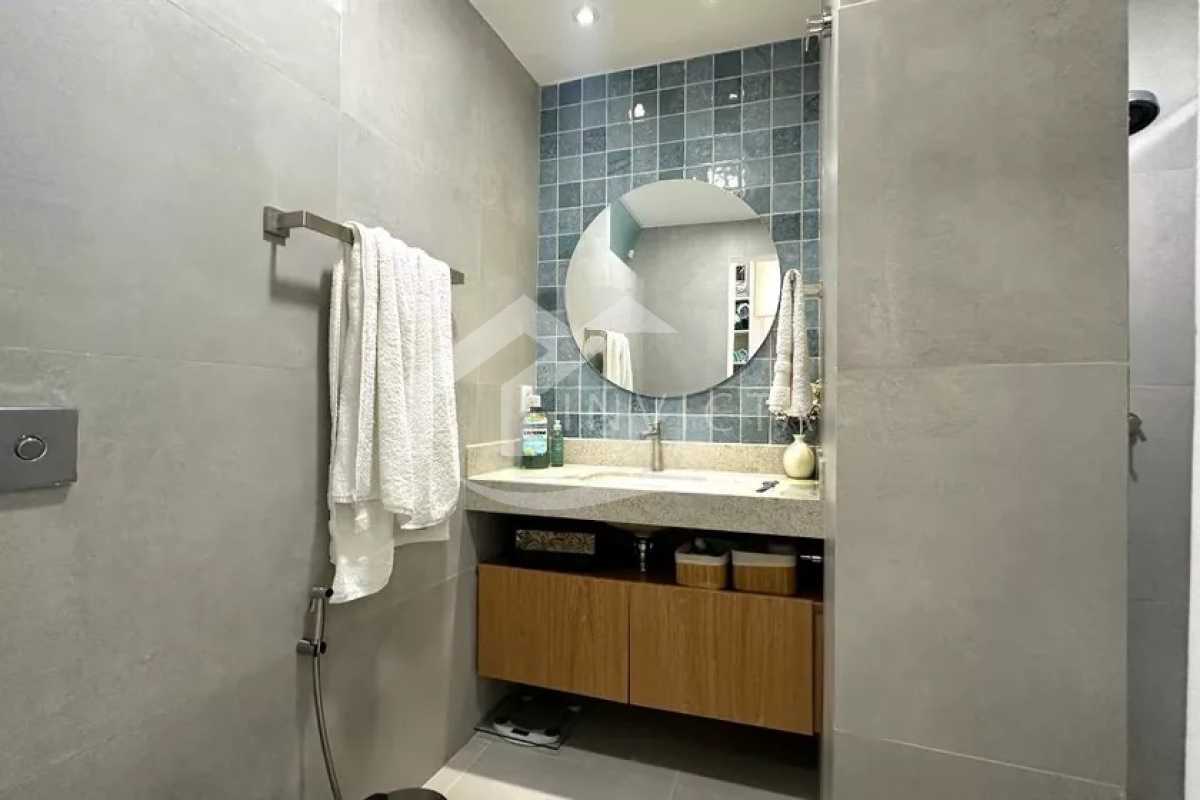 Conheça Ban suíte do imóvel - Reformadíssimo apartamento de 3 quartos, 100m² no Posto 6! - PSAP30134 - 21 Ban suíte - 21
