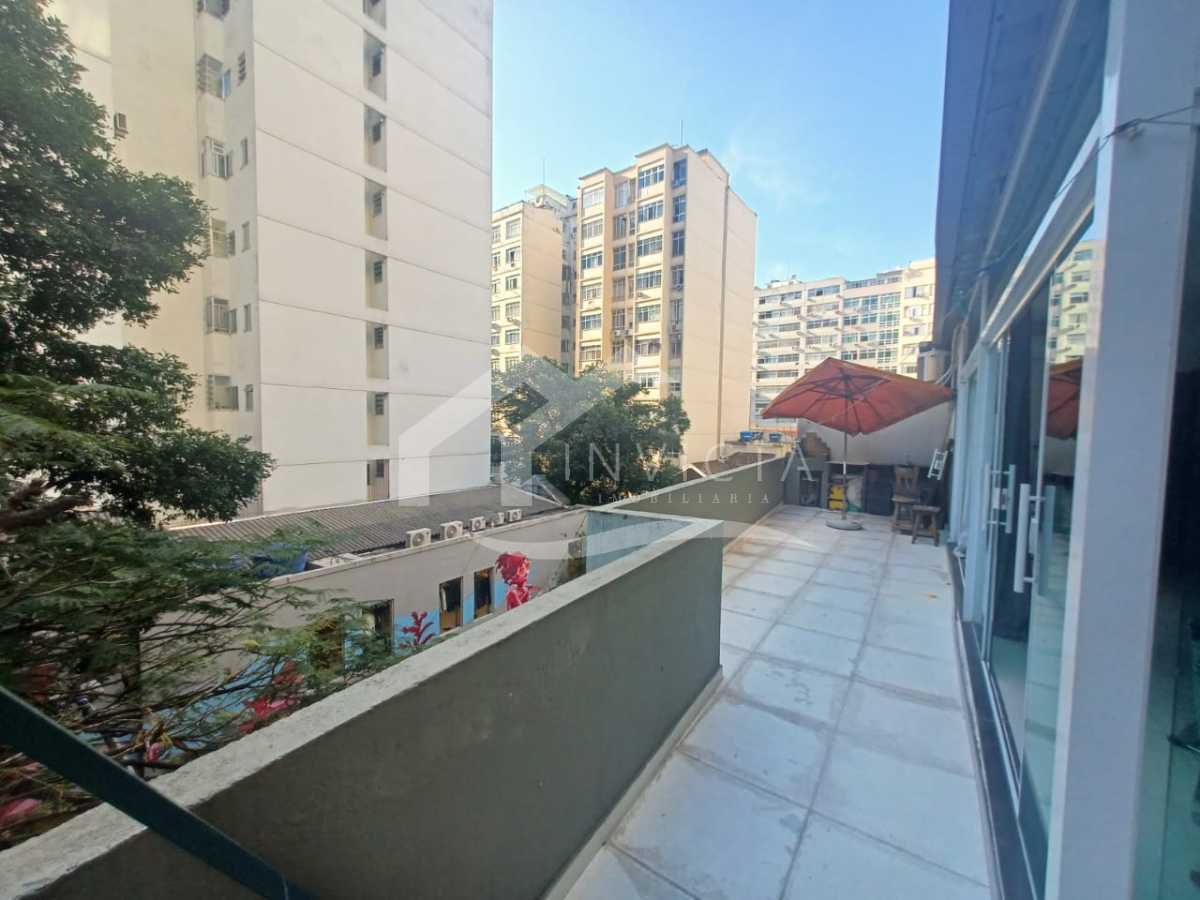 Conheça WhatsApp Image 2024-07-25 at 1 do imóvel - LINDA COBERTURA TRIPLEX EM RUA NOBRE NO POSTO 4 !!! - FCCO70002 - 26 WhatsApp Image 2024-07-25 at 1 - 26