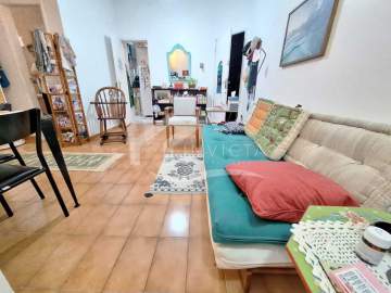 Ótima localização - ÓTIMA LOCALIZAÇÃO, A POUCOS METROS DA PRÁIA, NO LEME!! - FCAP11516