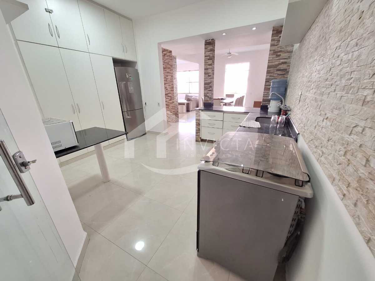 17ac8d09-fb44-4d02-9ab2-70b305 - 8