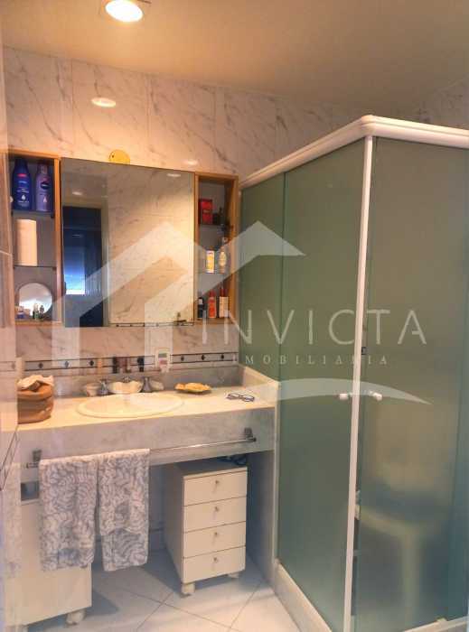 5a1d9897-7bfc-466a-8229-a2aad0 - 12