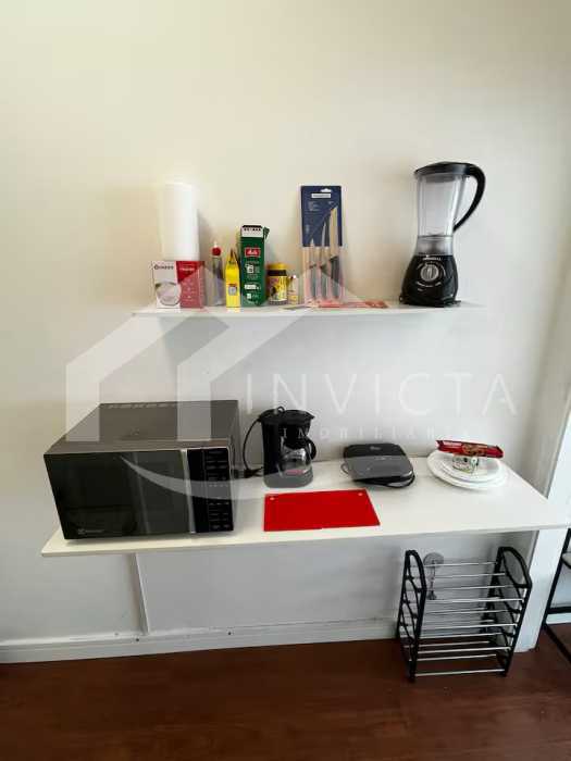 ae67d30f-ba67-4883-8309-0a8720 - 19