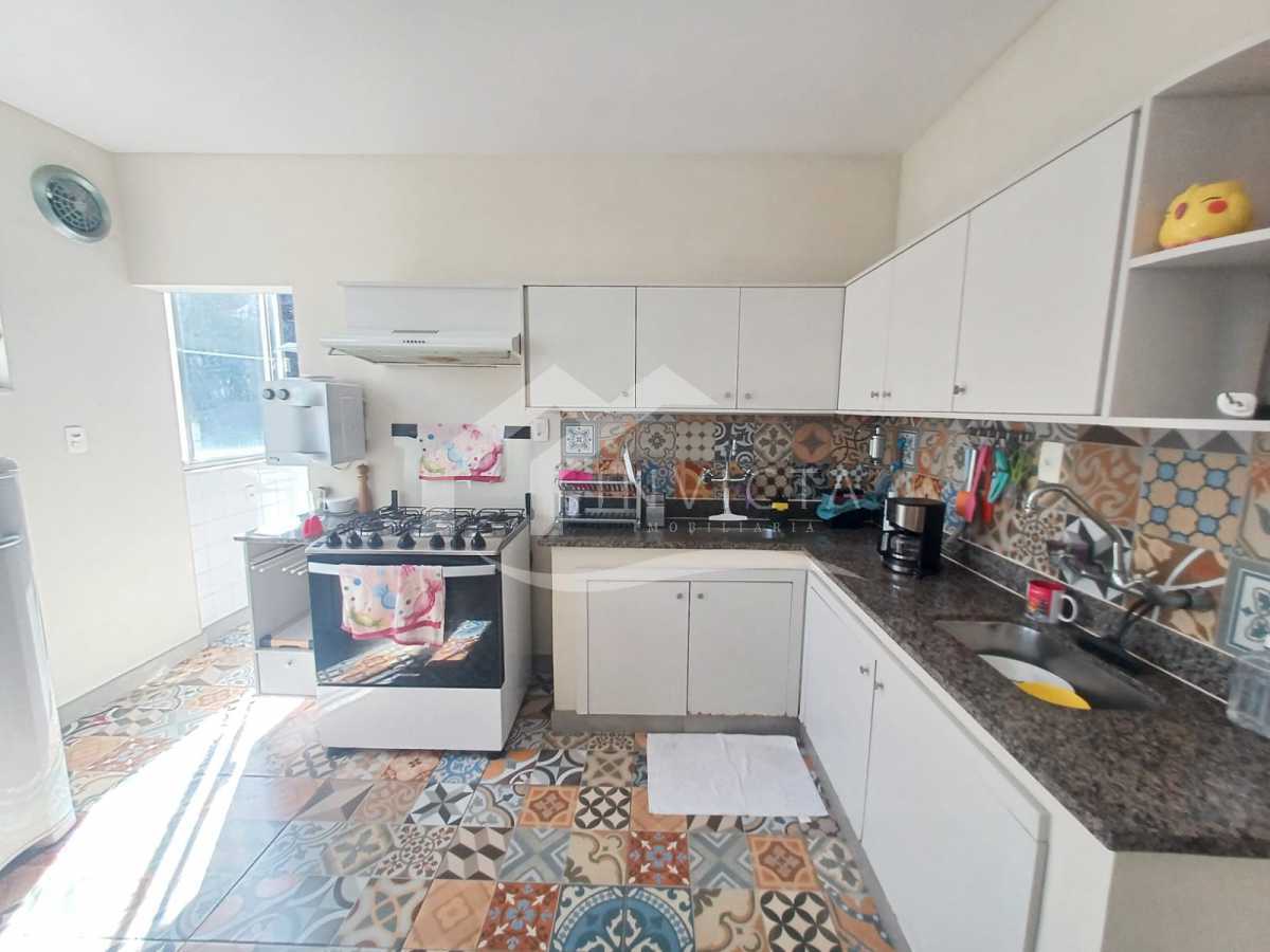 Imperdível - ESPETACULAR COBERTURA COM AREA EXERNA COM CHURRASQUEIRA NO POSTO 5!!! - FCAP60003